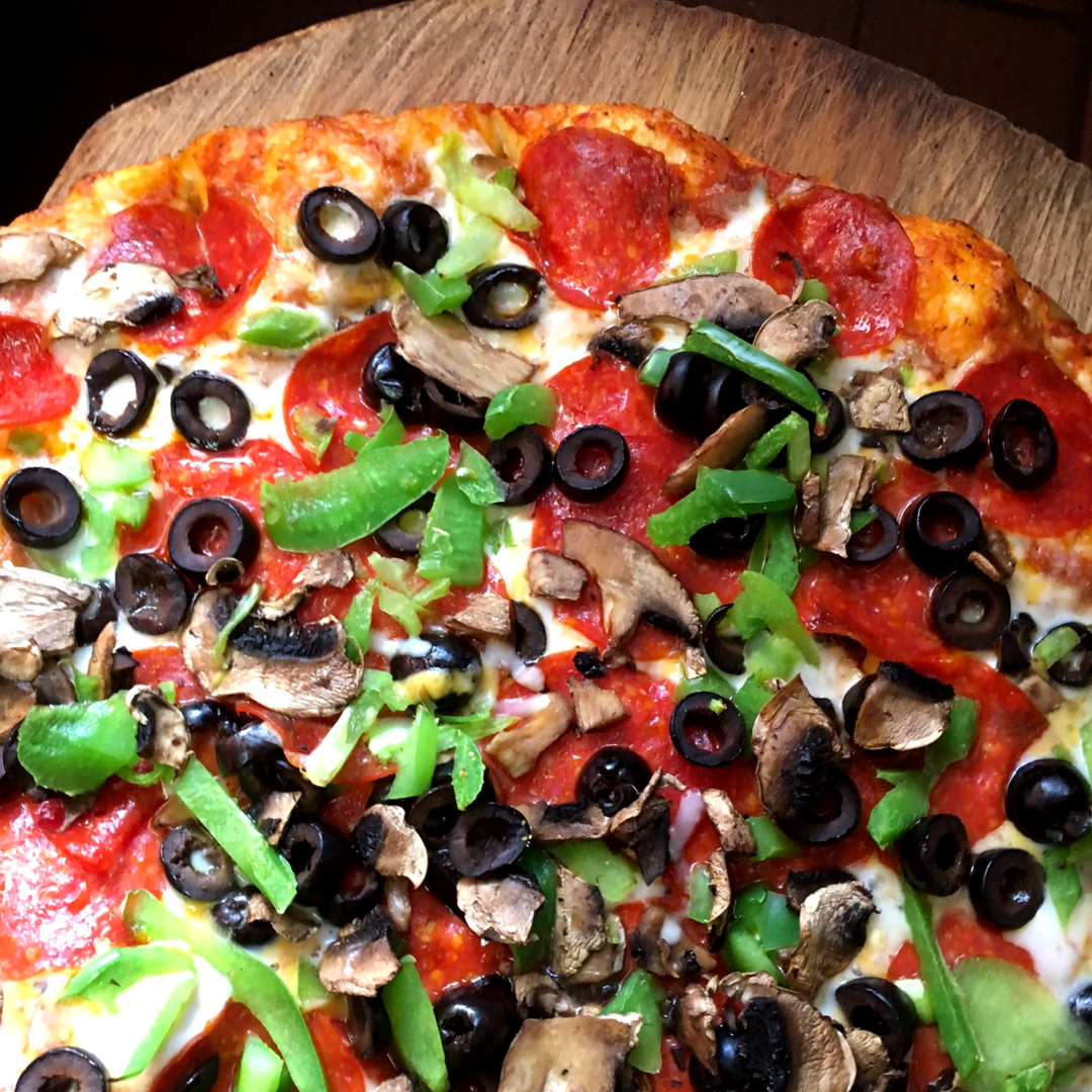 Me-n-Ed's Pizza Parlor - 2
