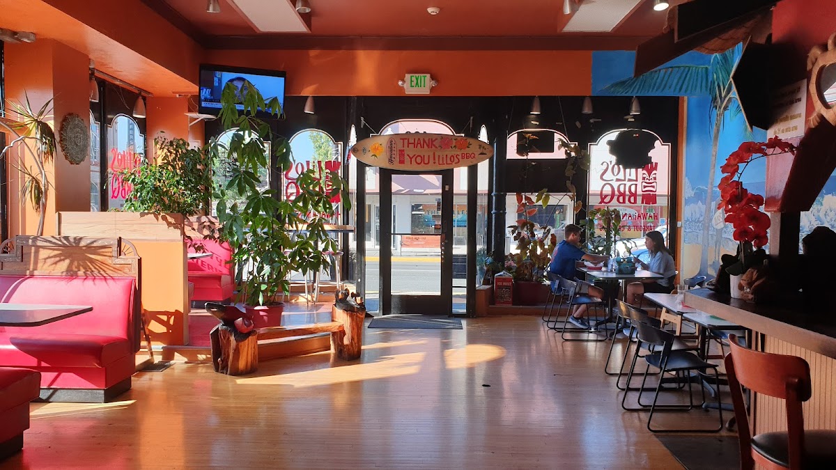 Lilo's Hawaiian BBQ The Dalles - 10