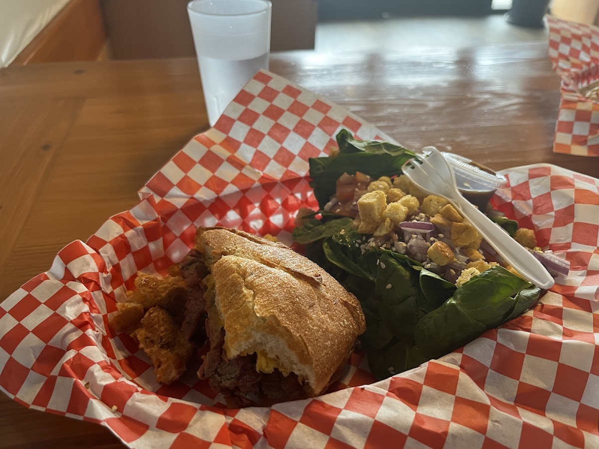 Lilo's Hawaiian BBQ The Dalles - 4