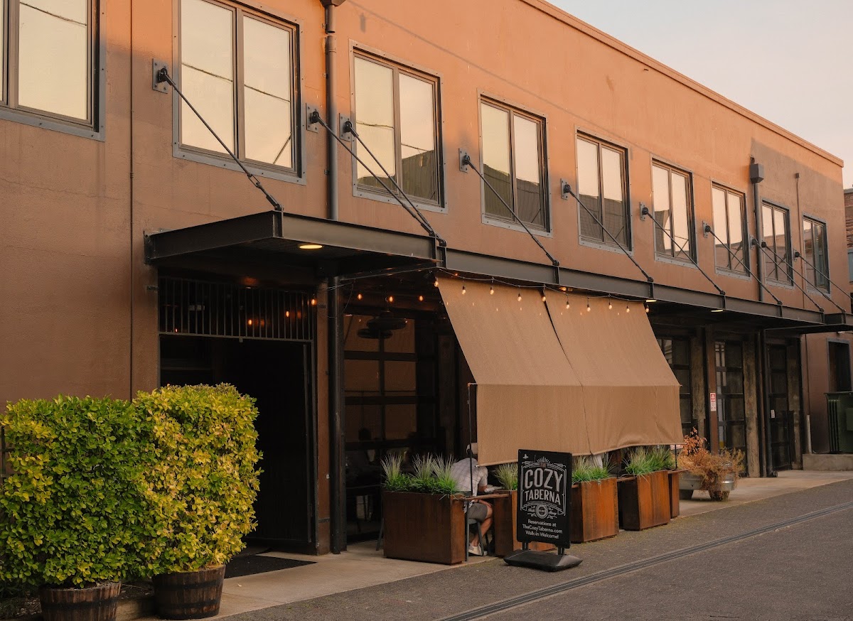 The Cozy Taberna - 3