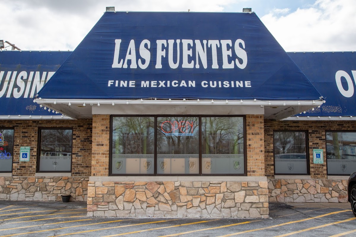 Las Fuentes - 3