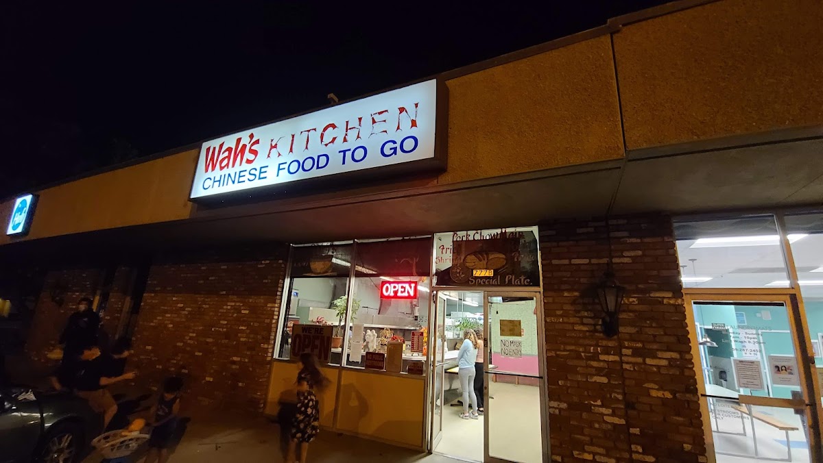 Wah's Kitchen - 9