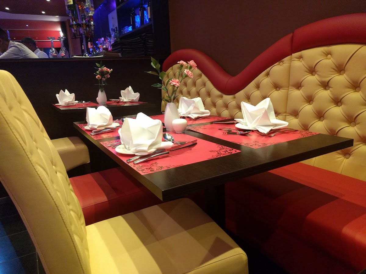 Vujon (Croydon) - 8