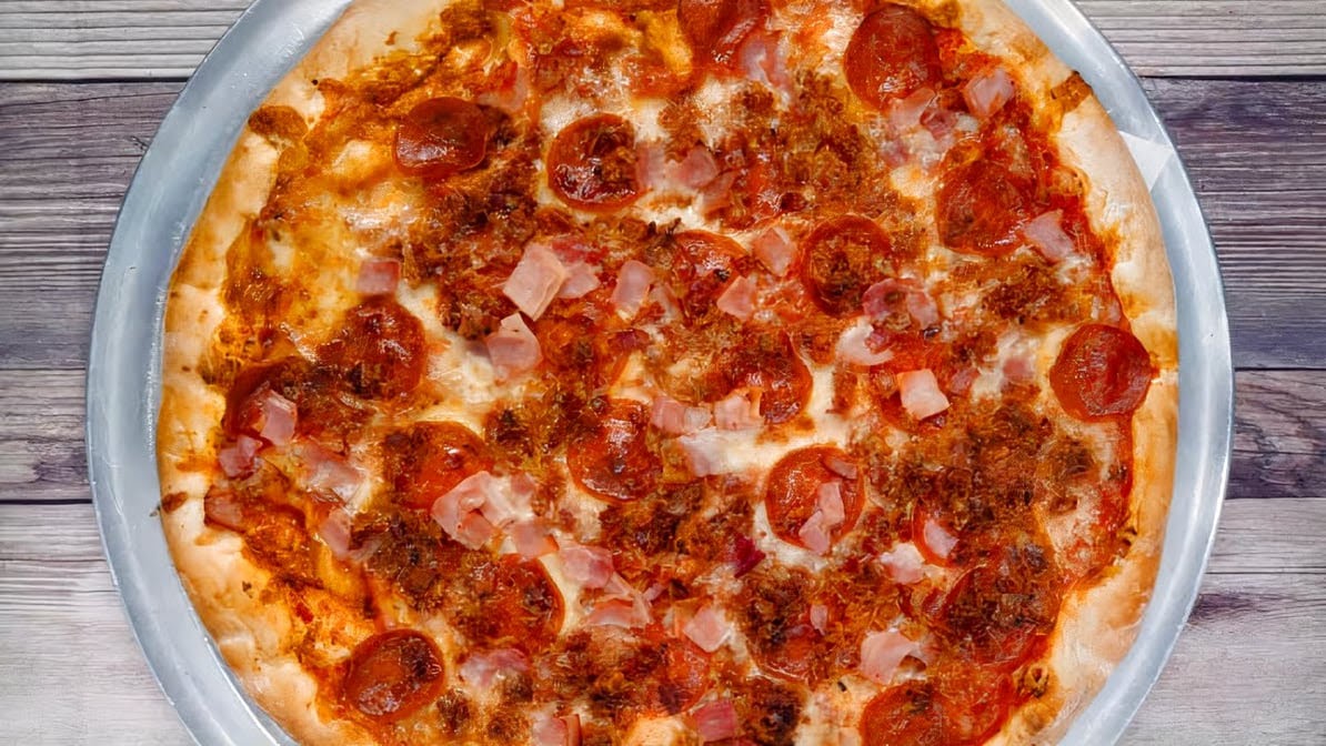 San's Pizza and Restaurant - 8