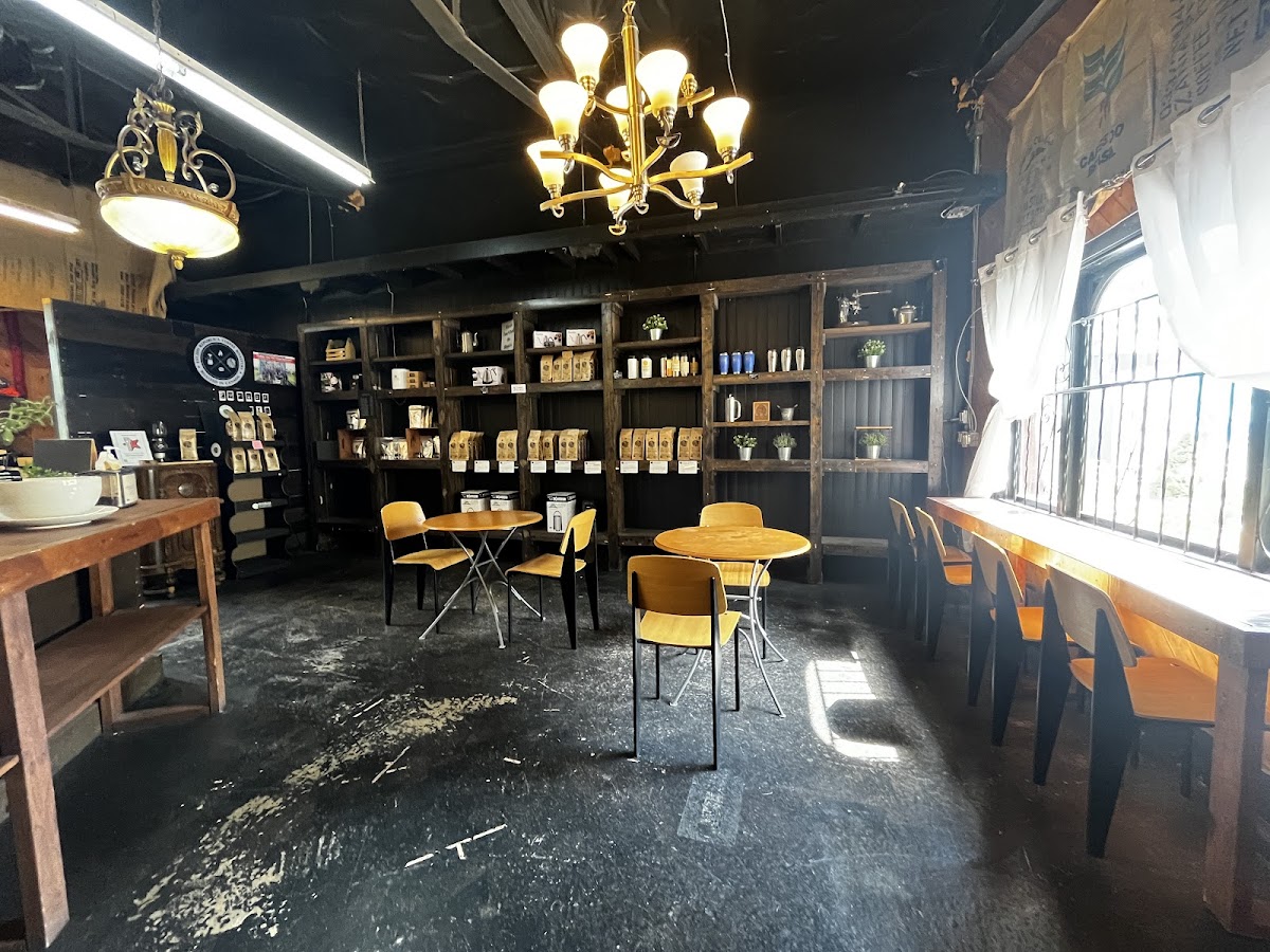 Republica Coffee Roasters Fort Langley - 5