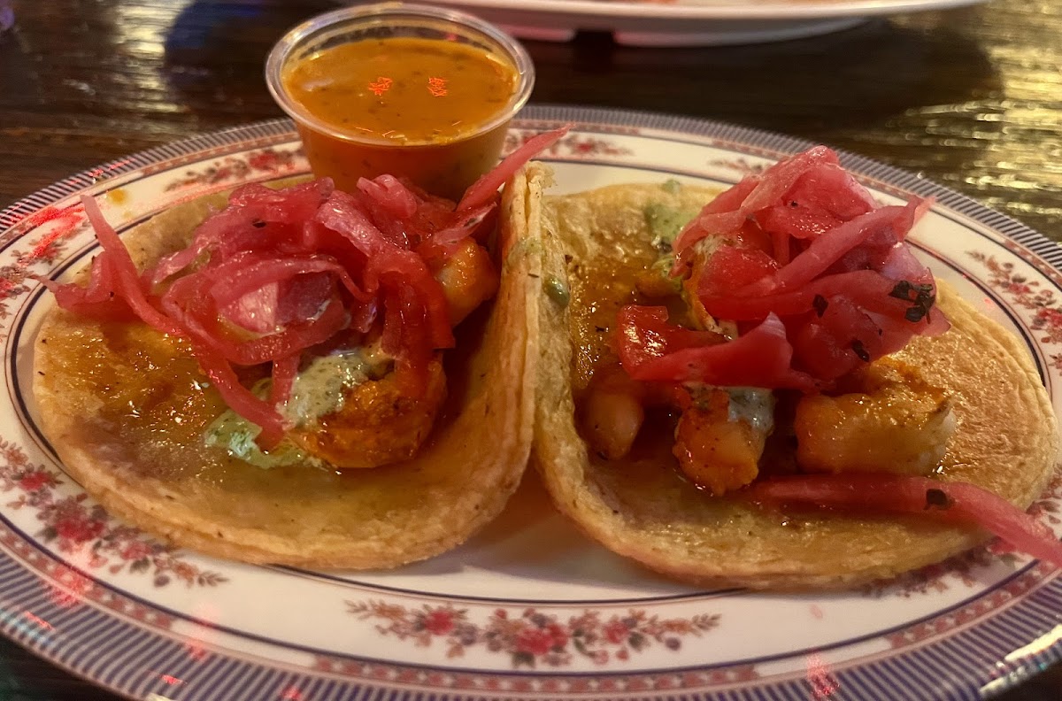 Broken English Taco Pub - 6
