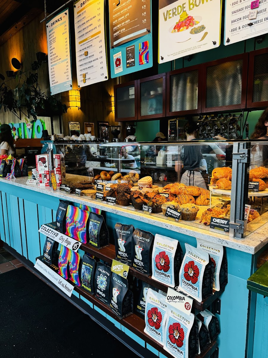 Colectivo Coffee Third Ward - 4