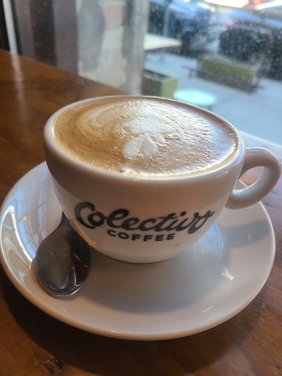 Colectivo Coffee Third Ward - 9