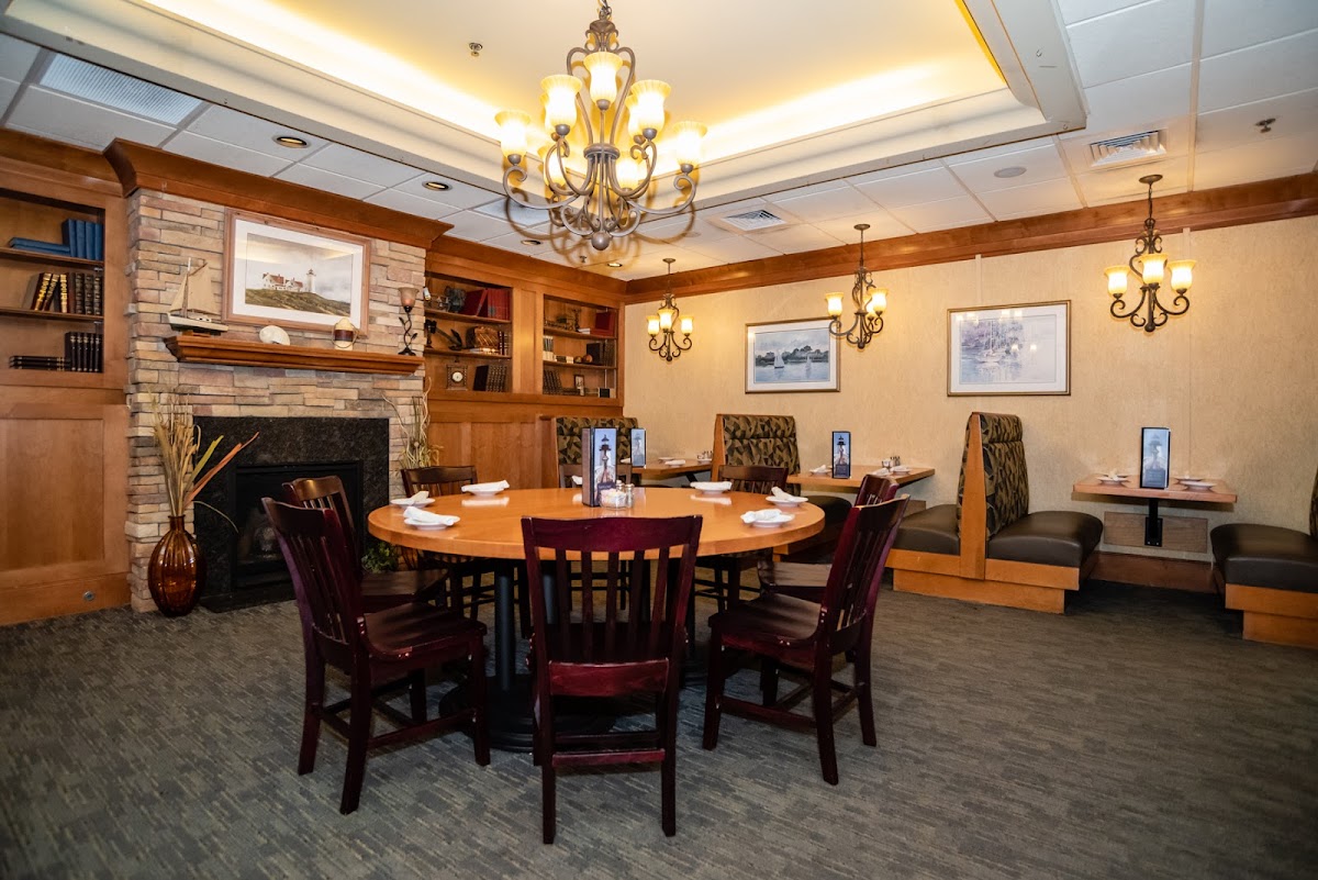 Nantucket Grill - 7