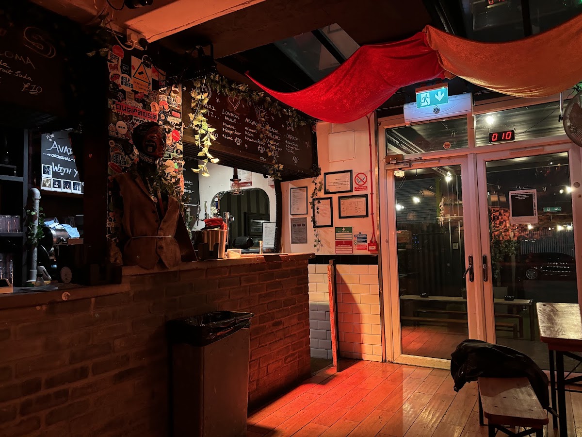 Starlane Pizza Bar - 4