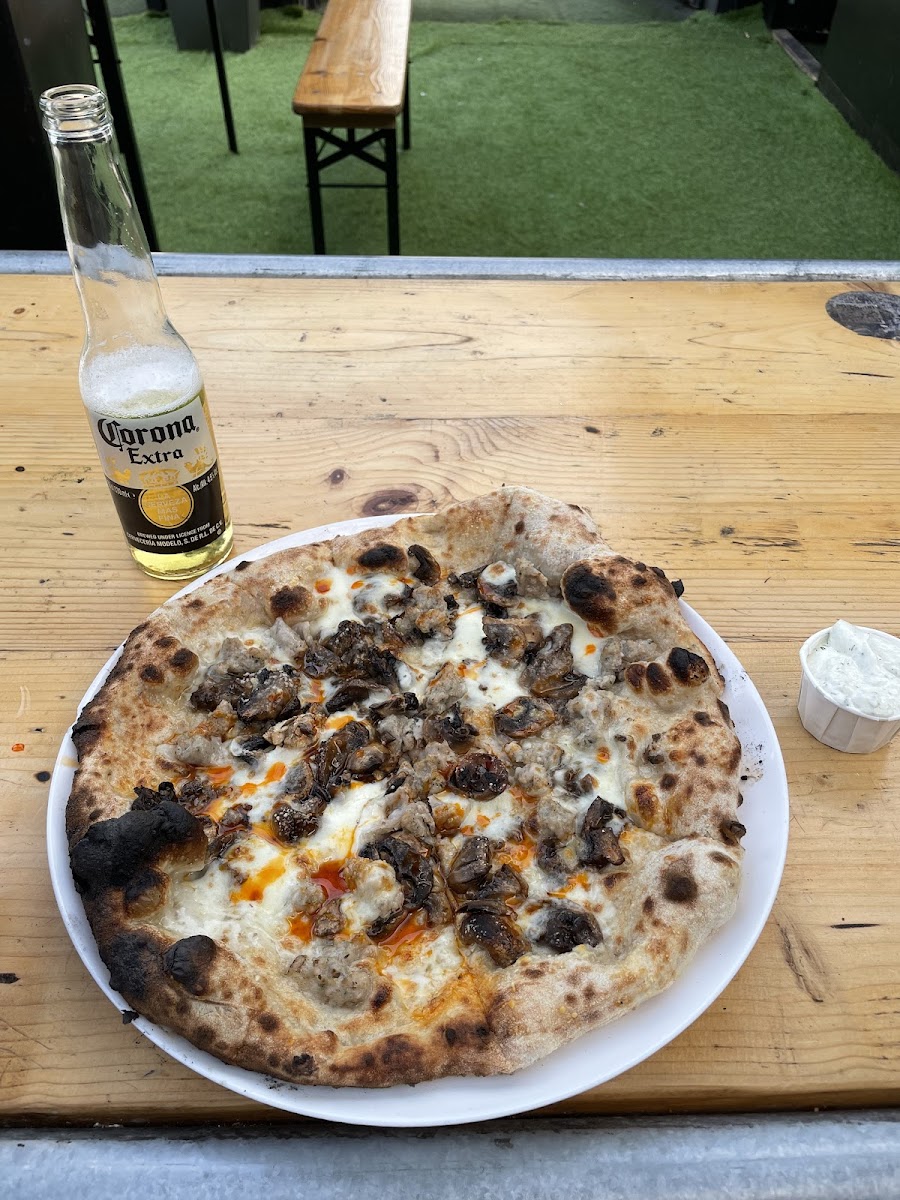 Starlane Pizza Bar - 8