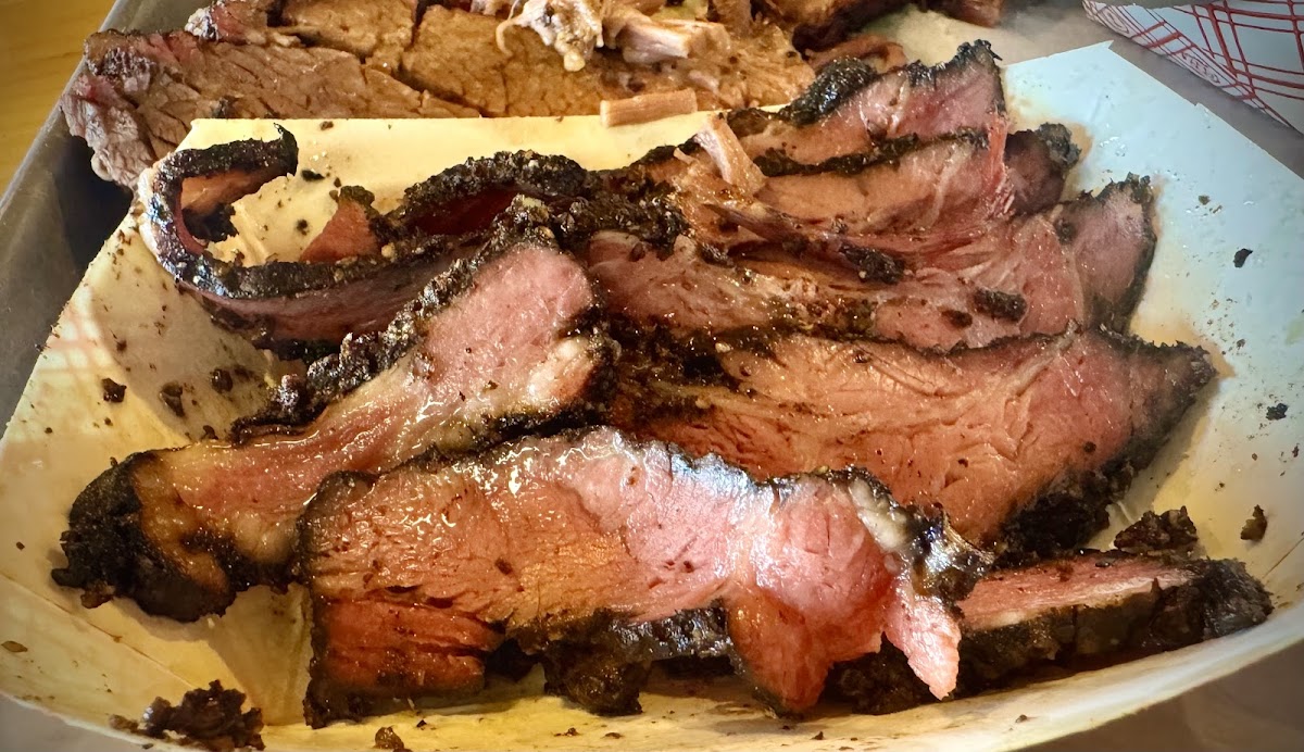 Huntspoint BBQ and Meat'ery - 6