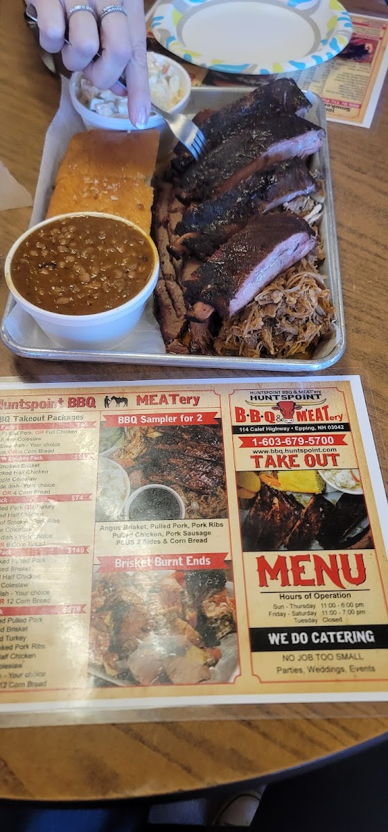 Huntspoint BBQ and Meat'ery - 9