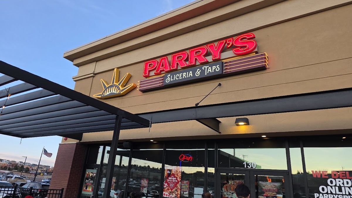 Parry's Sliceria & Taps - 8