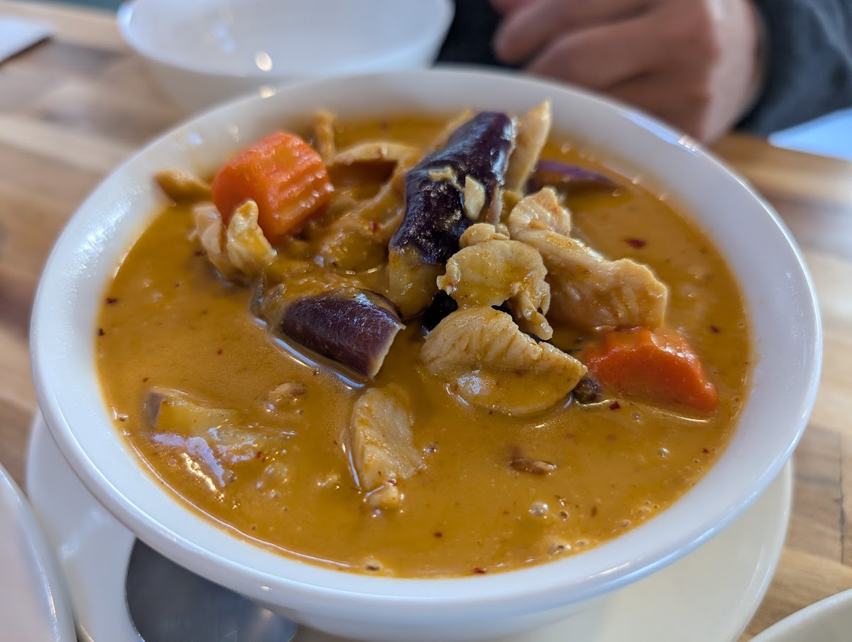 Charm Thai Kitchen - 9