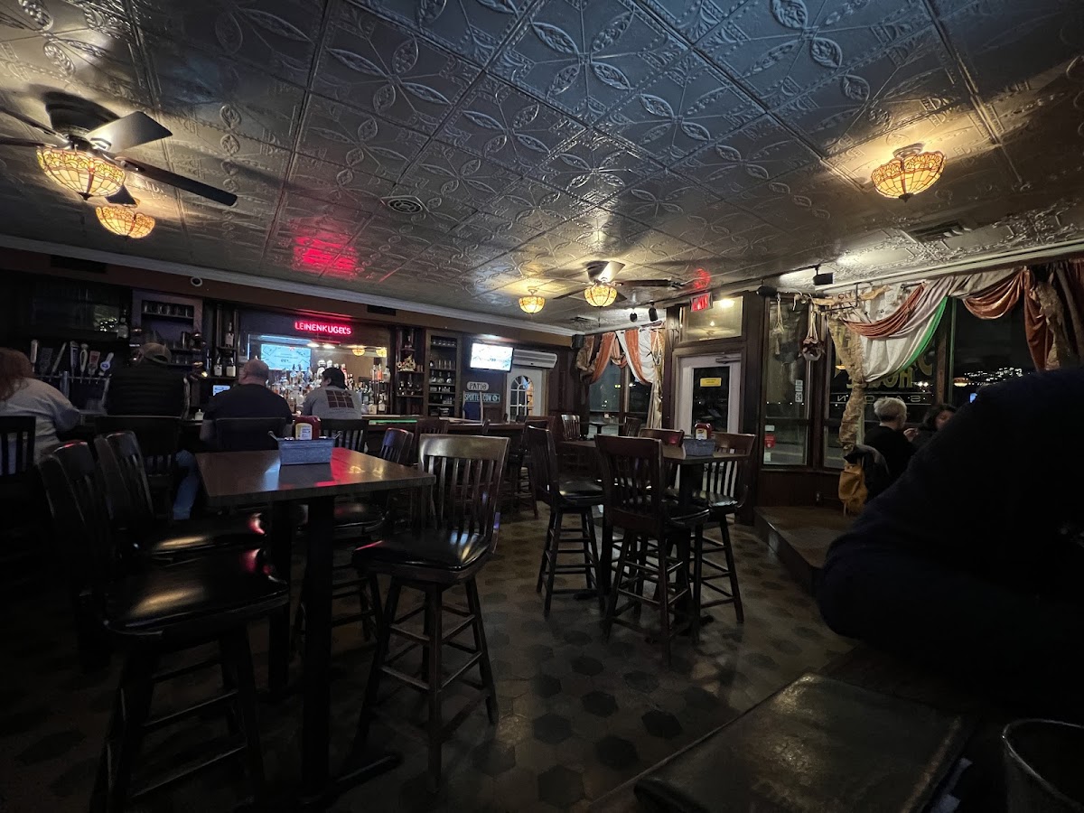 Sheeley House Saloon - 9