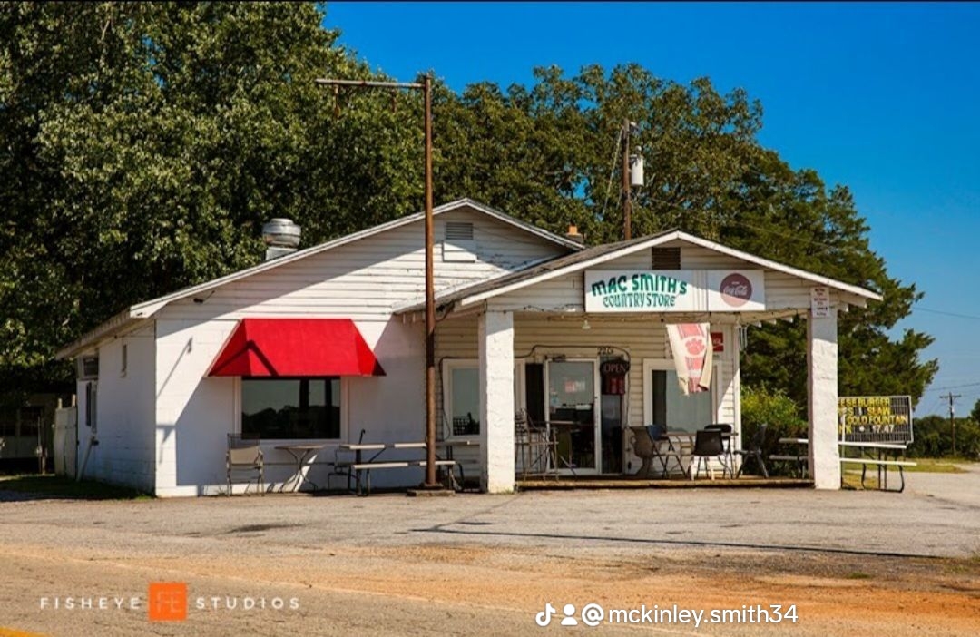 Mac Smith's Country Store - 3