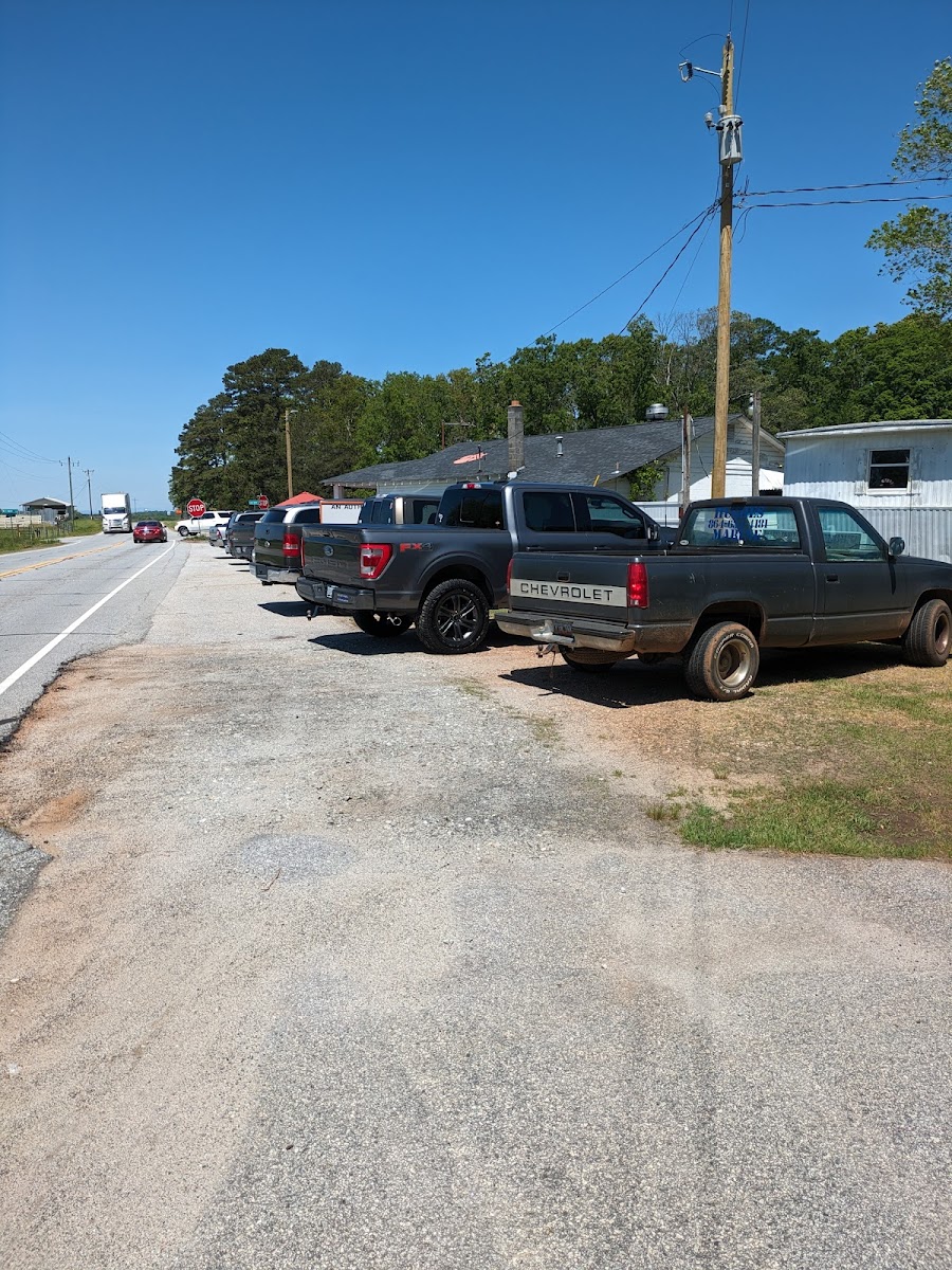 Mac Smith's Country Store - 6