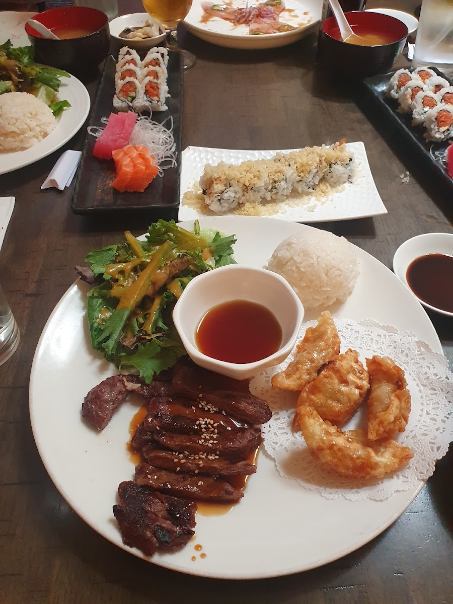 Sake Sushi - 7