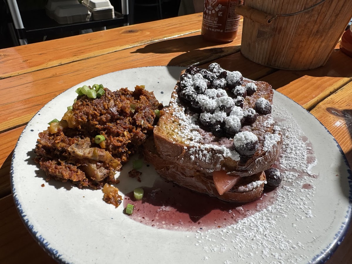 Cru Cafe - 2