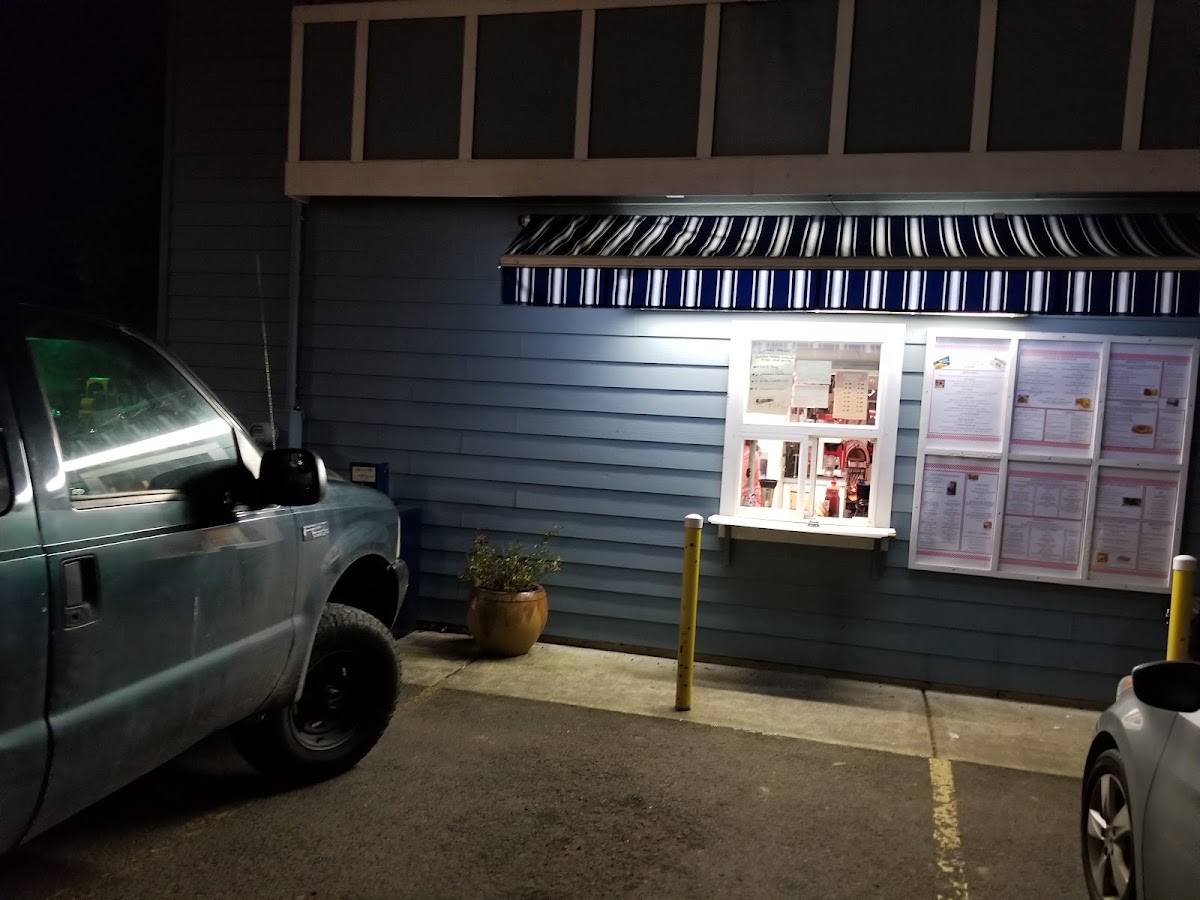 Burger Hut - 4