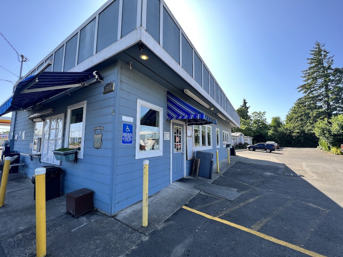 Burger Hut - 5