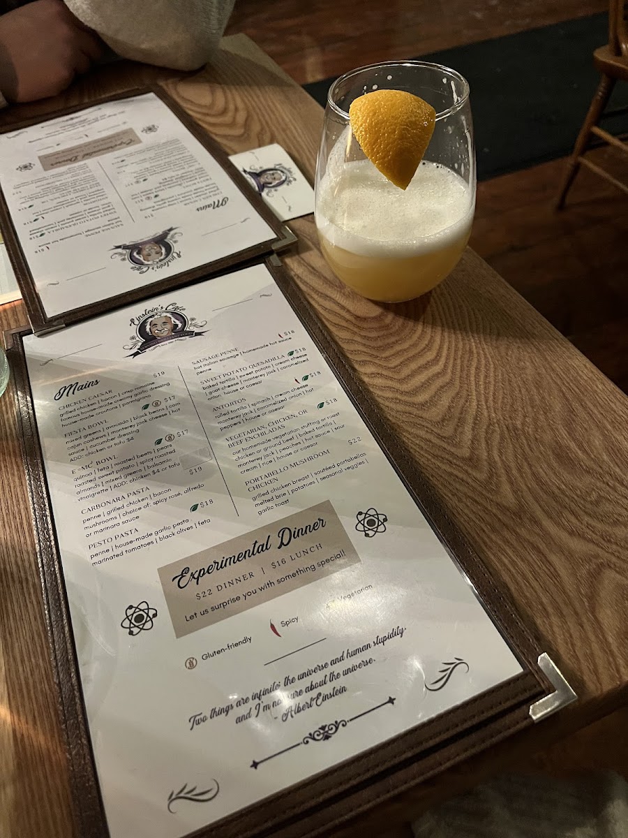 Einstein's Cafe - 7