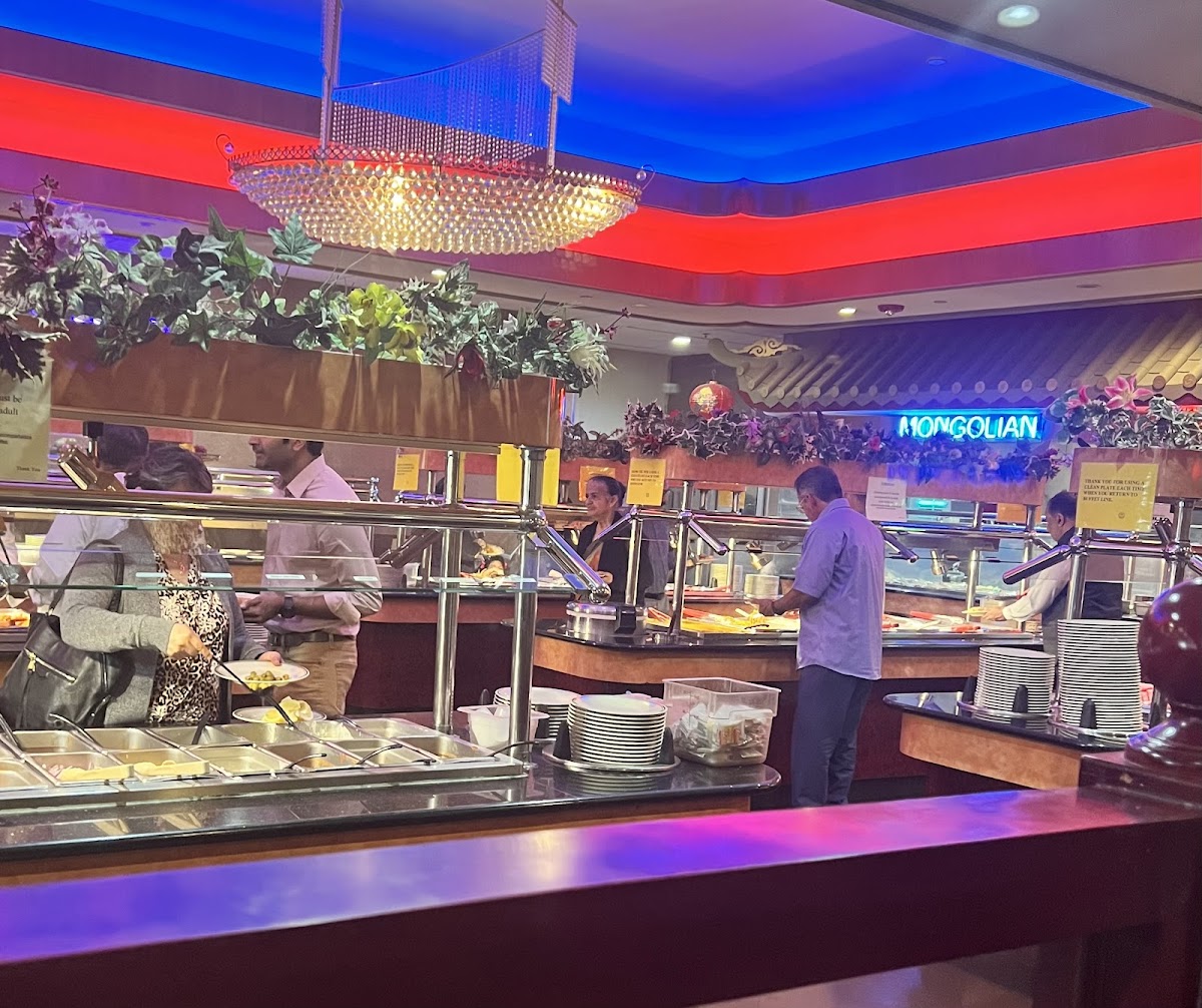Royal Buffet - 4