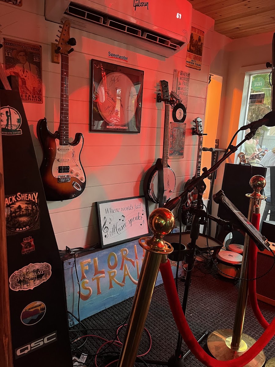 The Boardroom Tavern - 8
