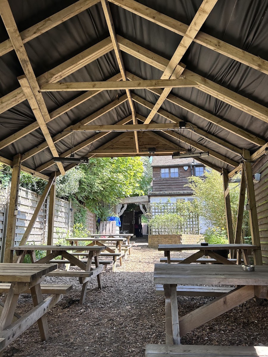 The Hooden Bar & Grill - 4