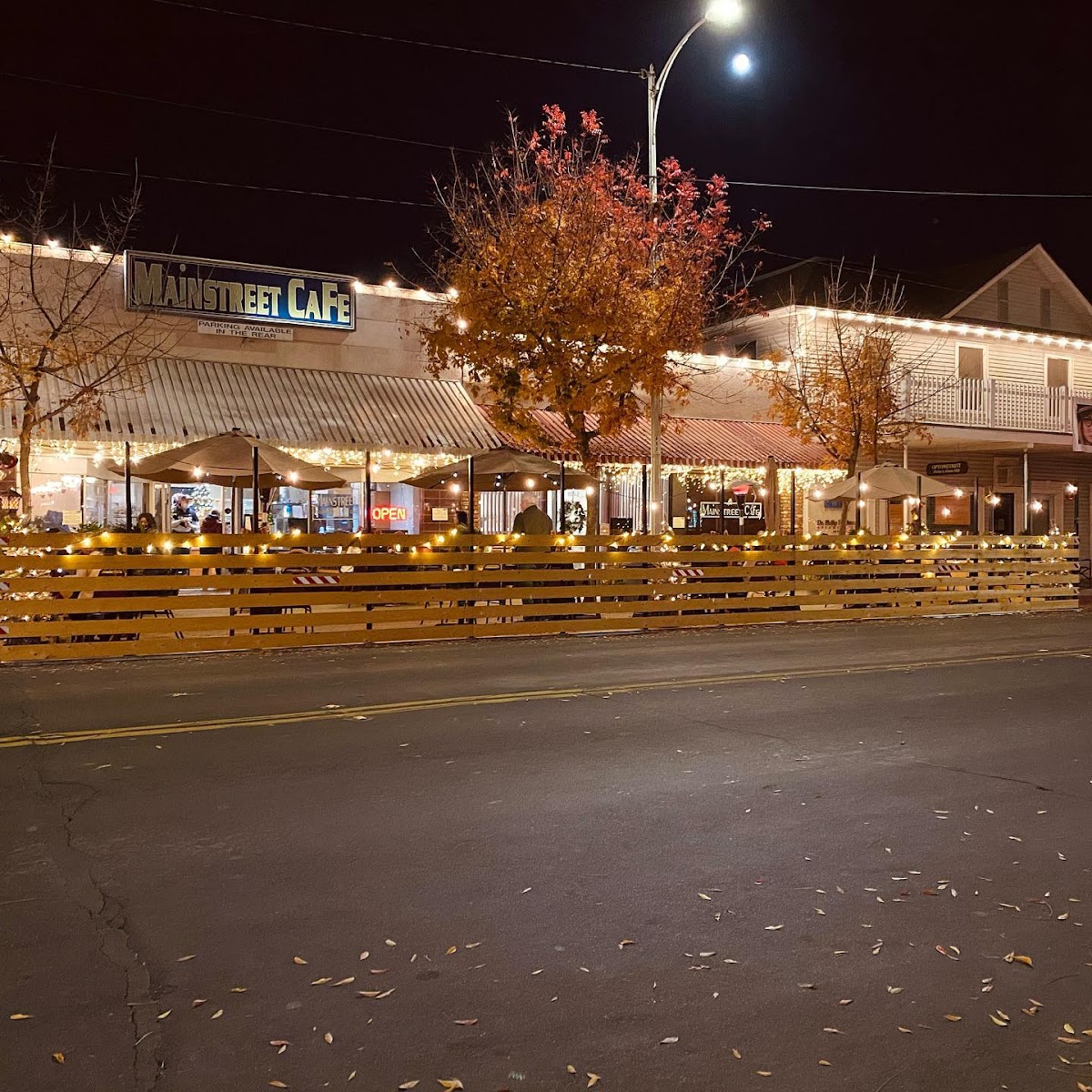 Mainstreet Cafe - 3