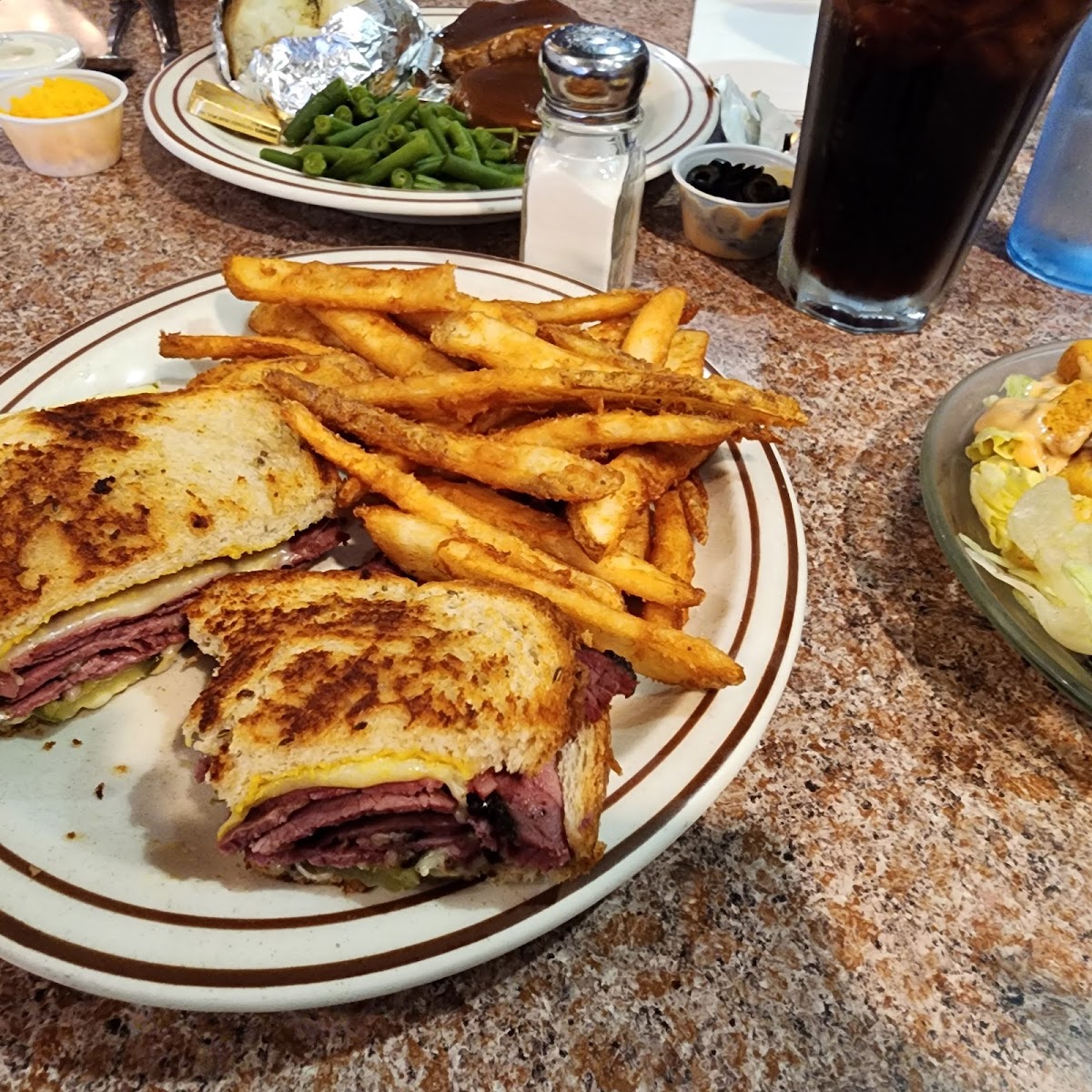 Mainstreet Cafe - 9