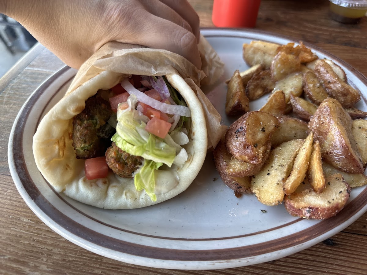 Kafenio Avondale - 9