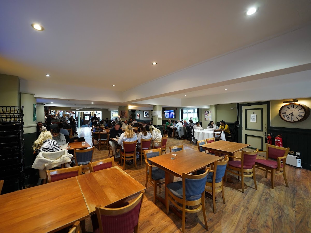 Crown of Bromley - 5