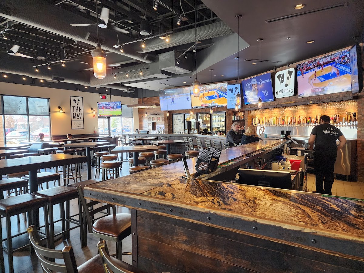 Maverick's Kitchen • Drinks • Sports - 5