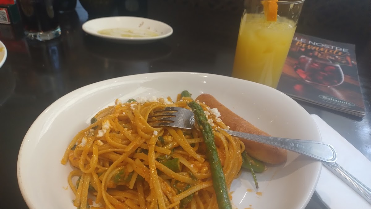 Italianni's - 4