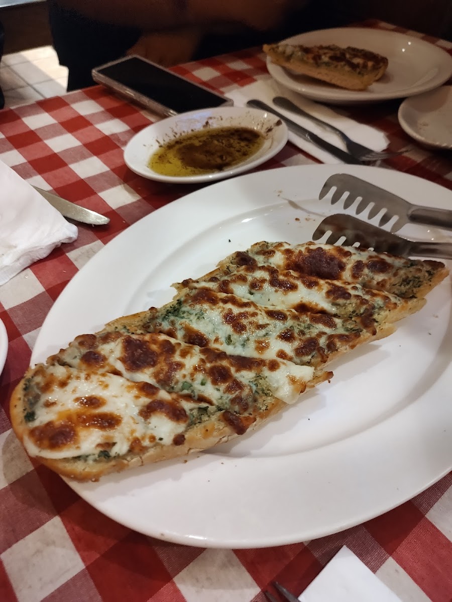 Italianni's - 8