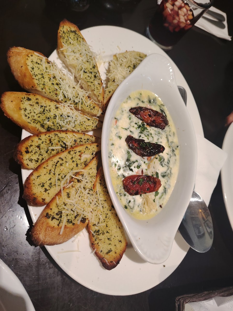 Italianni's - 9