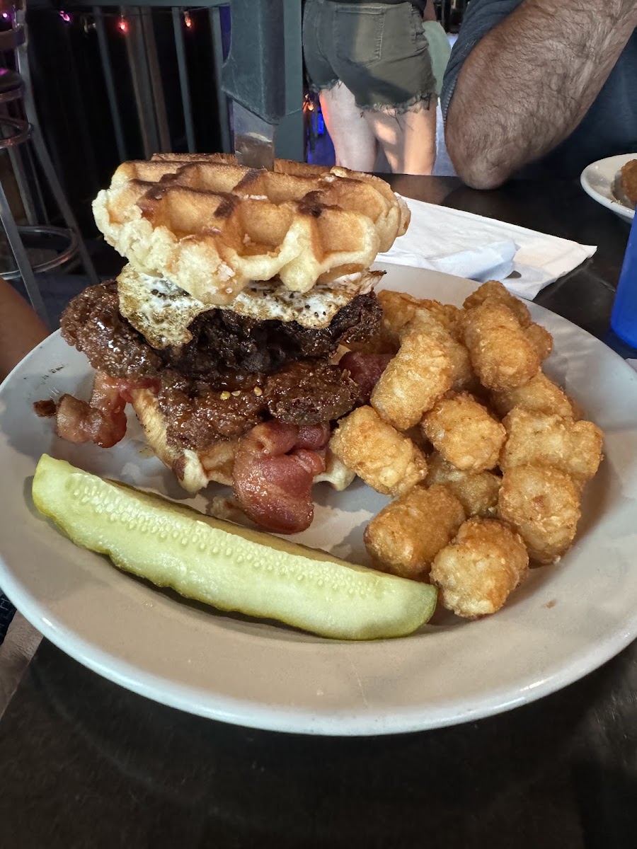 Woody's Bar & Grill - 4