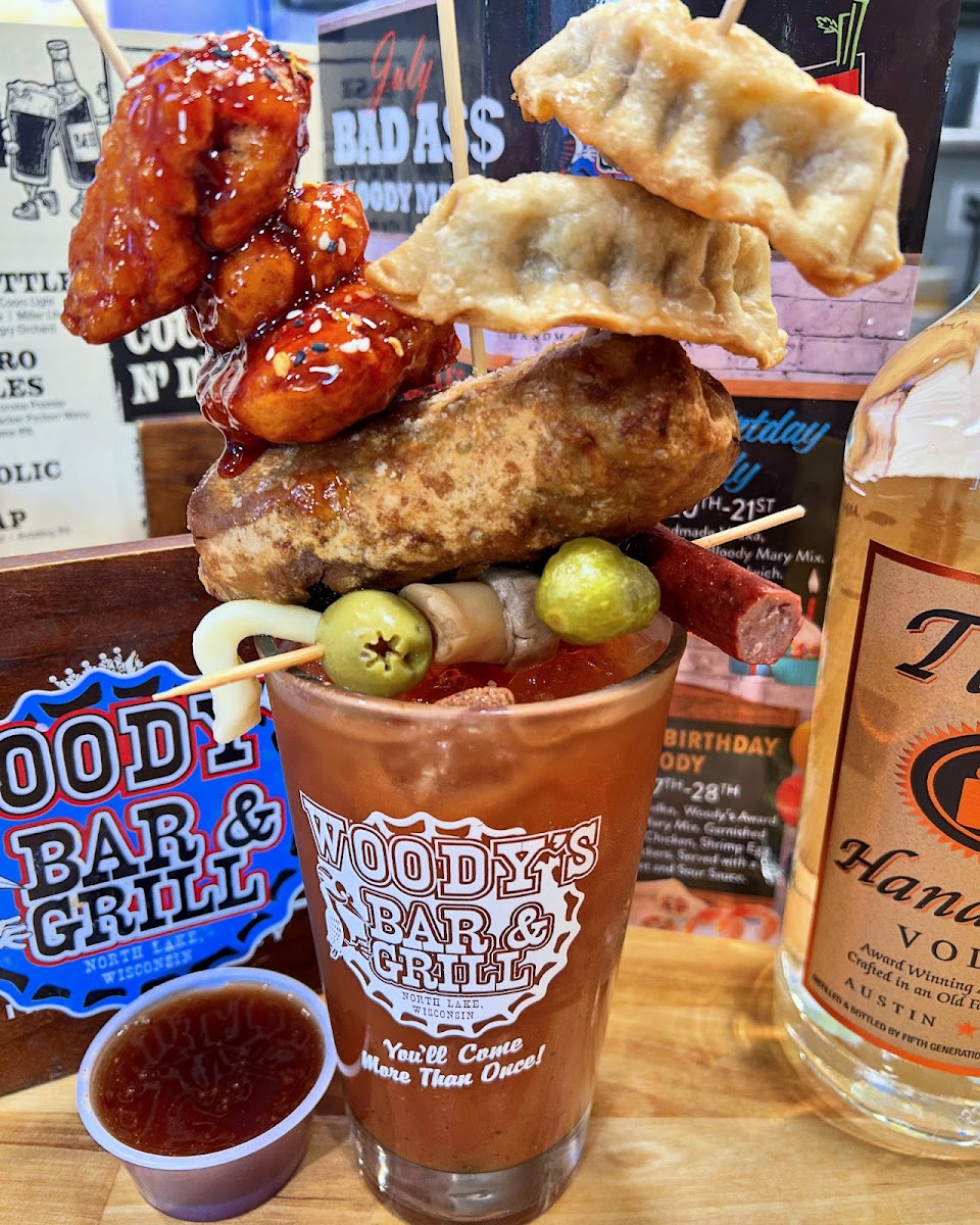 Woody's Bar & Grill - 6