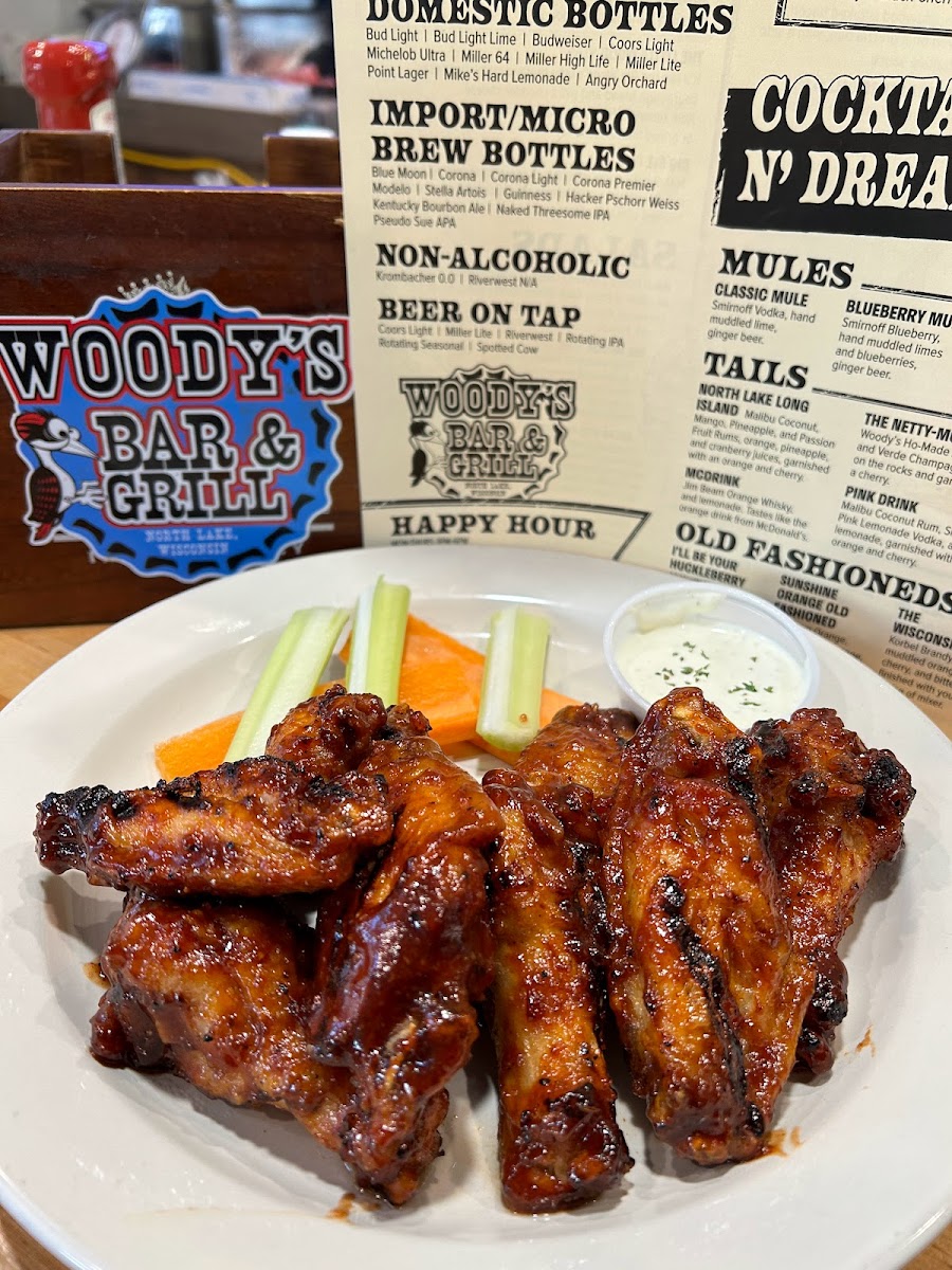 Woody's Bar & Grill - 4
