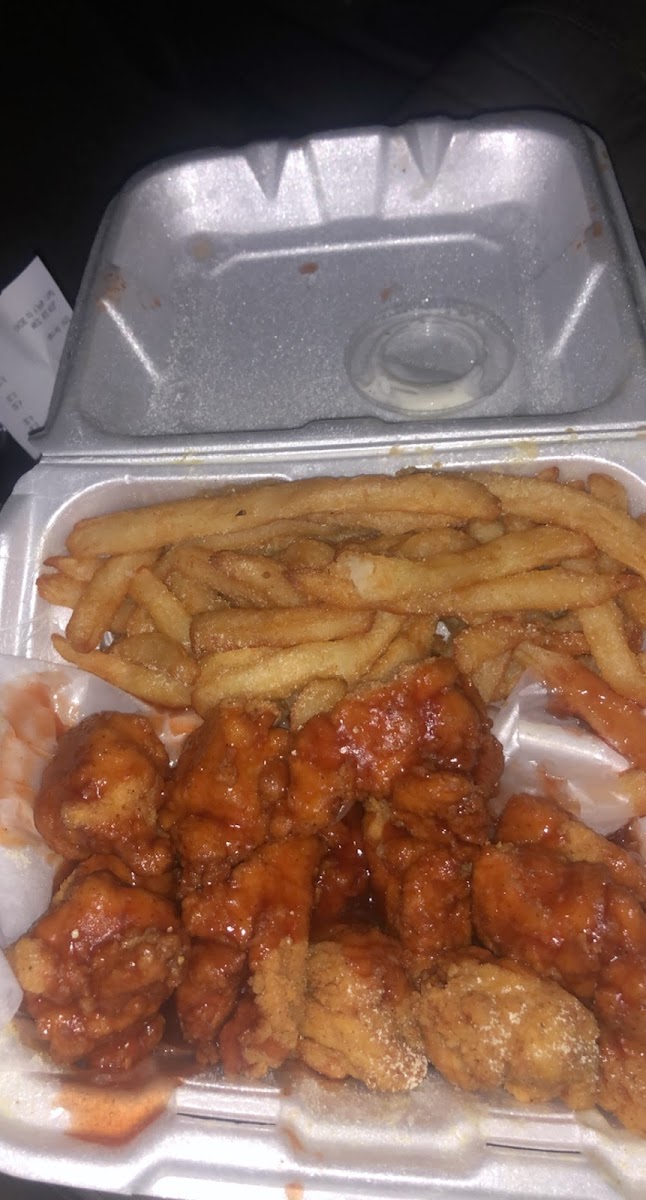 Blue Dolphin's Fish & Chicken - 9