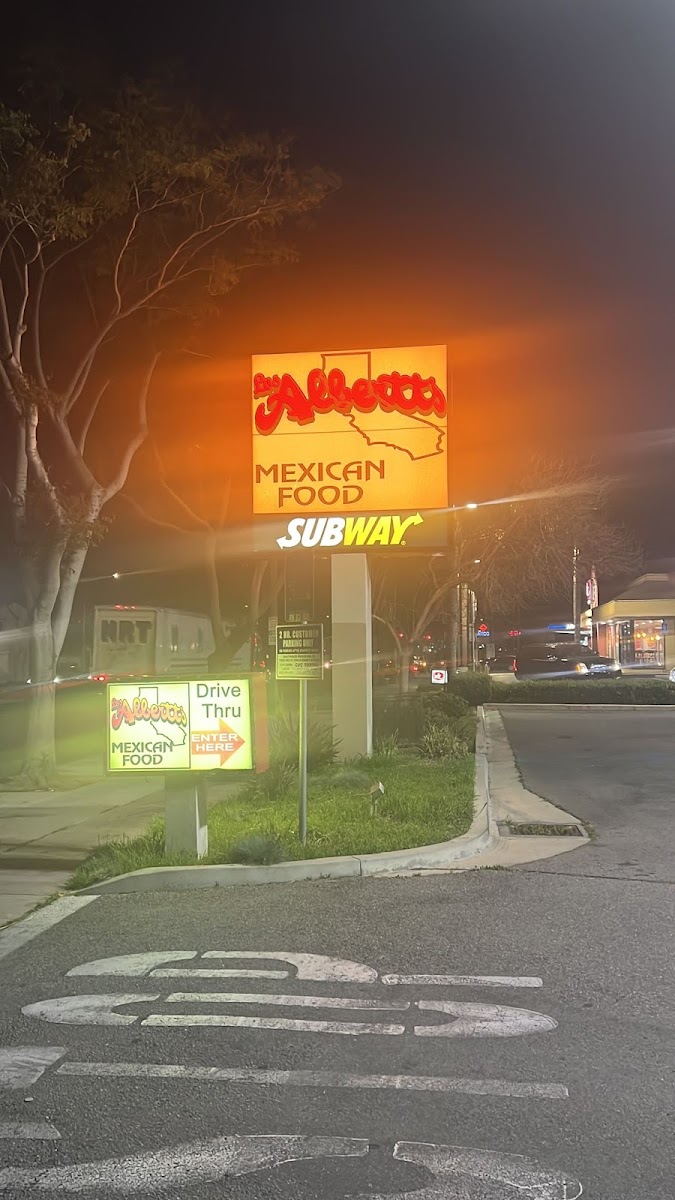 Los Albert Fresh Mexican Food - 9