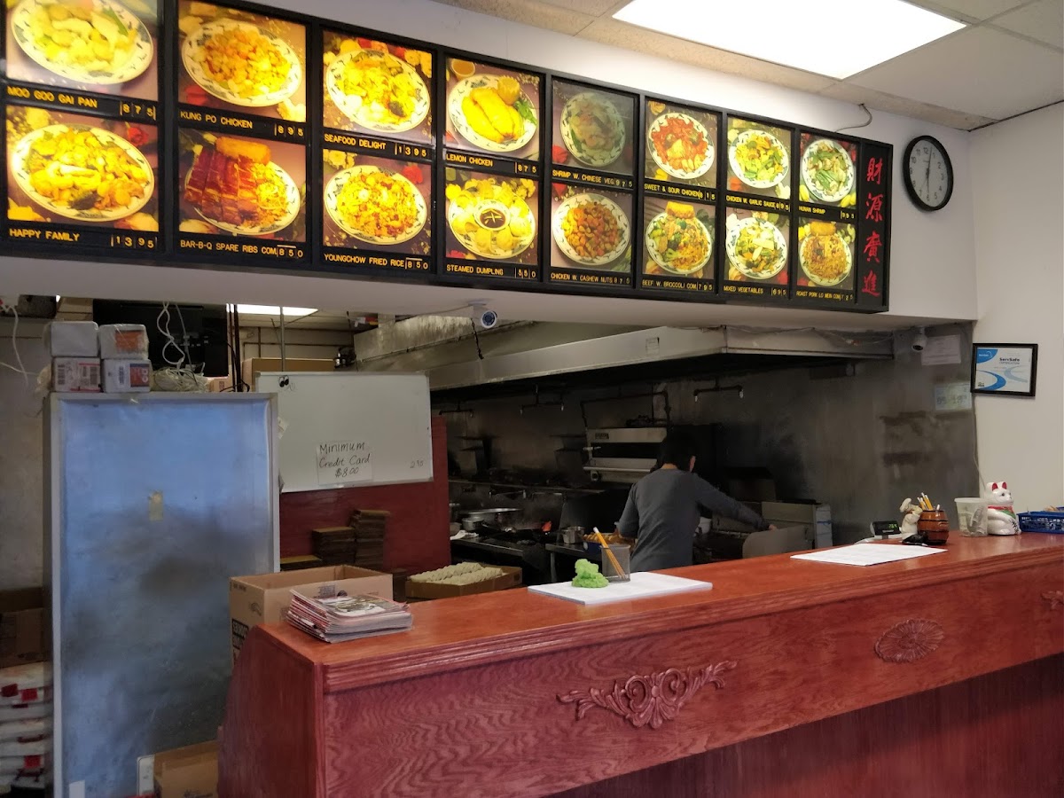Dragon Chinese Restaurant - 4