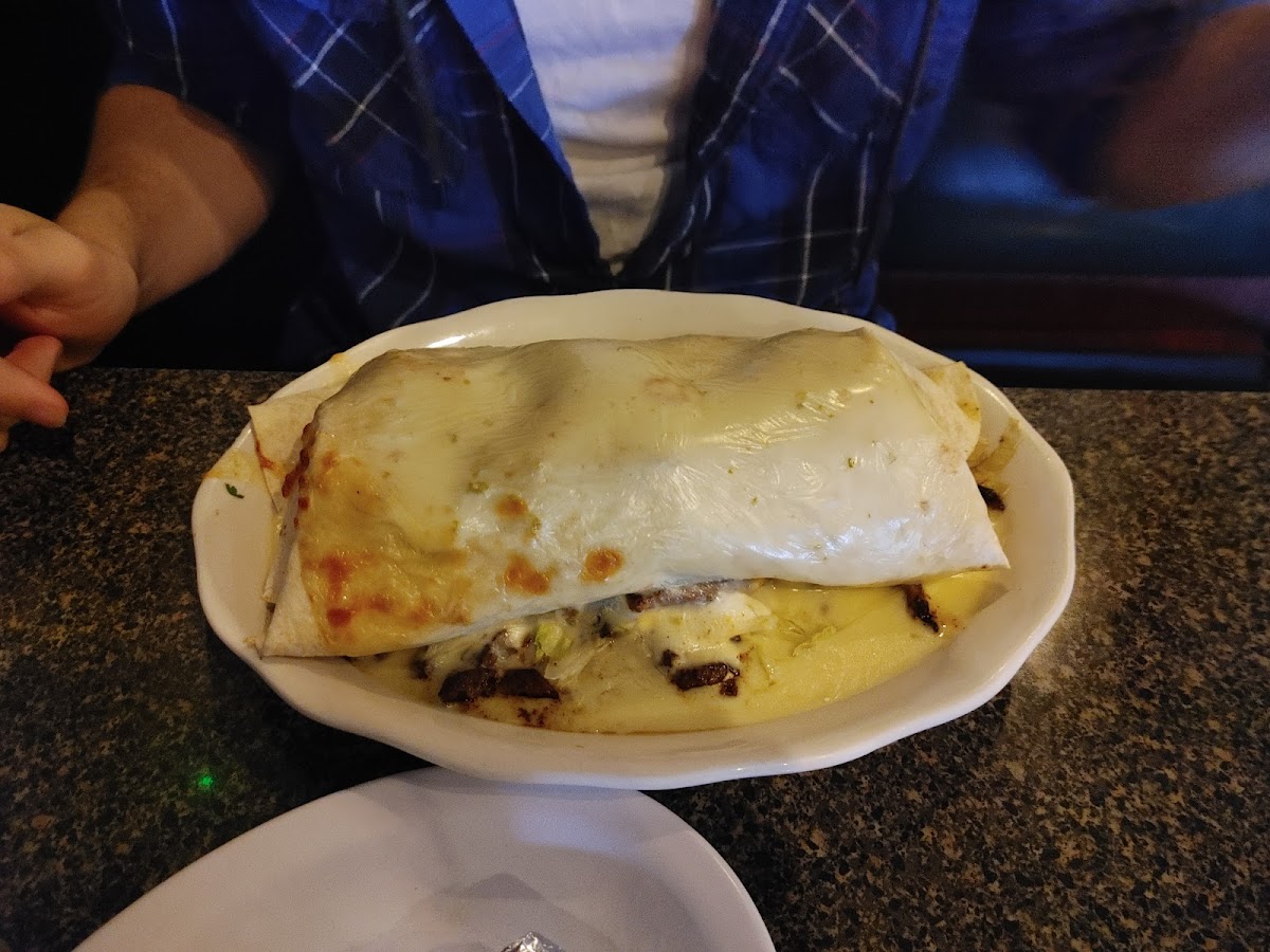 La Nopalera Mexican Restaurant - 7