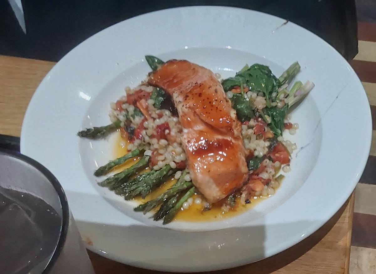 BJ's Restaurant & Brewhouse - 9
