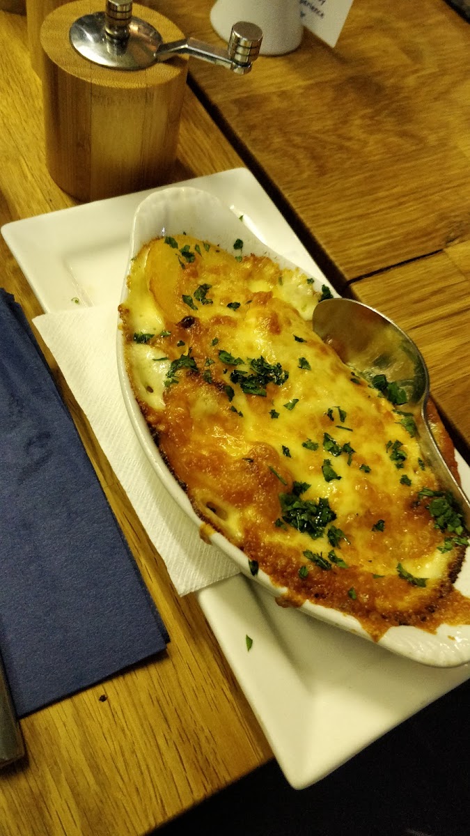 Priscilla’s Restaurant - 9