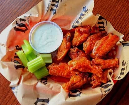 Vine Tavern & Eatery - Coralville - 3
