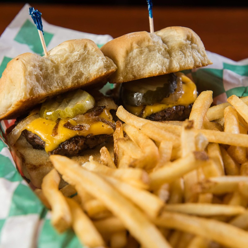 Vine Tavern & Eatery - Coralville - 6