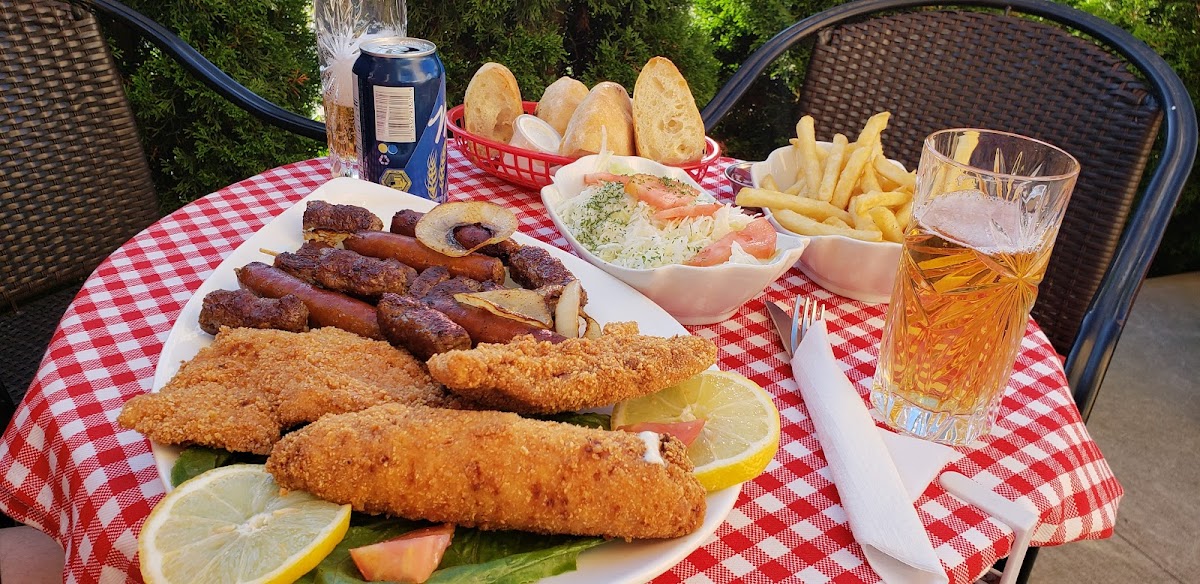 Jasna's European Meat & Deli - 2